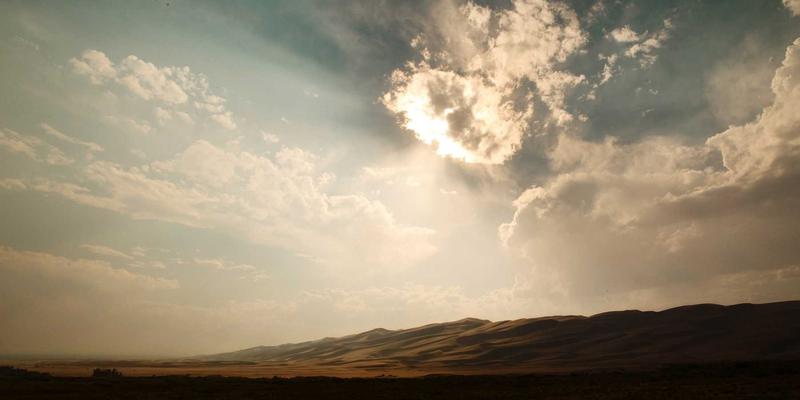 全球化品牌策划：如何通过社交媒体营销与数字营销克服文化差异实现本土化成功