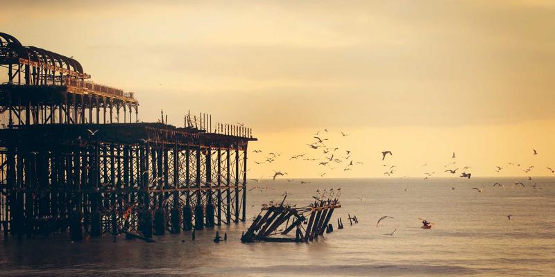 品牌定位策略：如何通过线上推广与数字营销在红海市场中占据独特心智位置